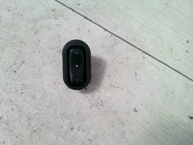 OPEL ASTRA G 97-04 Jobb első ablakemelő kapcsoló 1. kép