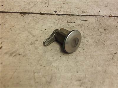 PEUGEOT 106 91-96 Jobb első ajtó dugózár