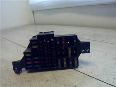 RENAULT CLIO 01-06 Biztosítéktábla BCM BSI BSM SAM GEM modul Utastér