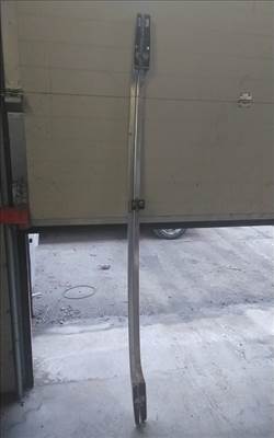 VOLKSWAGEN Passat (B6) 2005.03.01-2010.10.31 Tetőcsomagtartó hosszanti sín pár