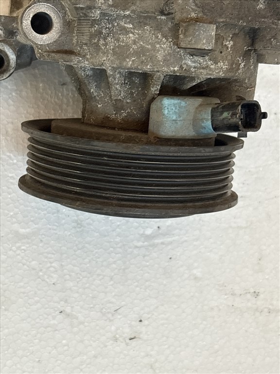 Opel Astra J 2009-2015 Vízpumpa   B16DTL  2. kép