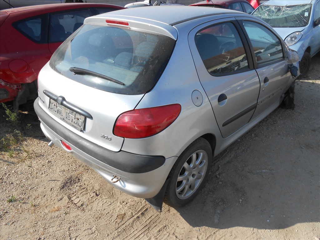 PEUGEOT 206 Ferdehátú (2A/C) 1.1 i első embléma 9628688677 2. kép
