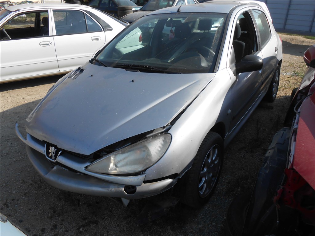 PEUGEOT 206 Ferdehátú (2A/C) 1.1 i első embléma 9628688677 4. kép