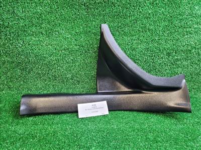 SUZUKI S-CROSS Bal hátsó Belső Küszöb Burkolat 7618161M0 7618161m0l