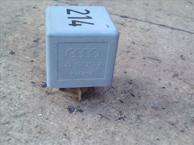 AUDI A4 98-01 Relé