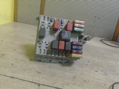 FIAT PUNTO II. Biztosítéktábla BCM BSI BSM SAM GEM modul Motortér