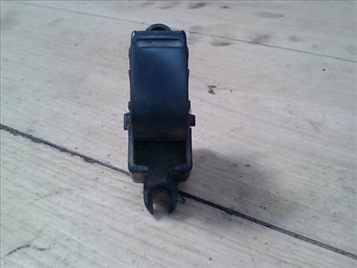 NISSAN X-TRAIL T30 2001.06.01-2007.02.28 Jobb első ablakemelő kapcsoló