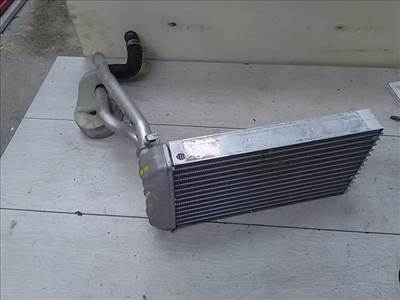 RENAULT TRAFIC 01.09-06.07 FŰTŐRADIÁTOR