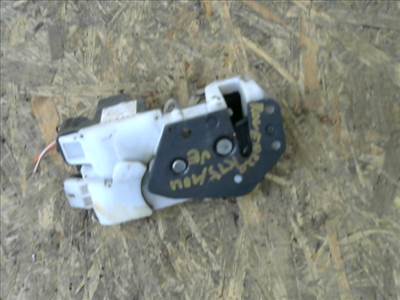 ROVER 220 Jobb első ajtó zárszerkezet központizáras