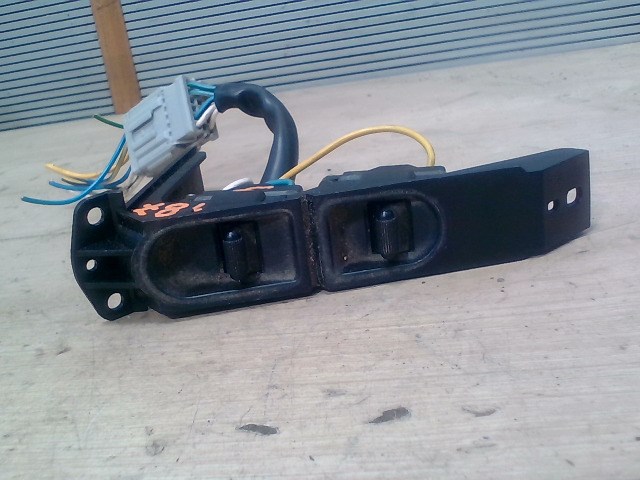 ROVER 414 Jobb első ablakemelő kapcsoló 1. kép