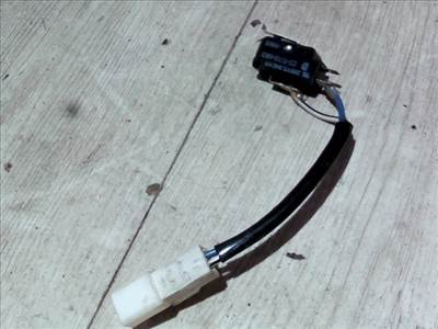 TOYOTA YARIS 99.04-05.09 Egyéb elektronika