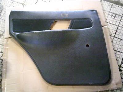 VOLKSWAGEN POLO CLASSIC 95.07-99.10 Bal hátsó ajtó kárpit