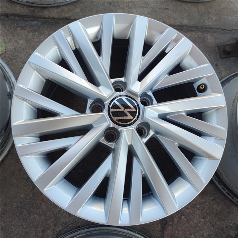 5x112 16 Gyári Volkswagen alufelni 145000ft a 4db/175/ 2. kép