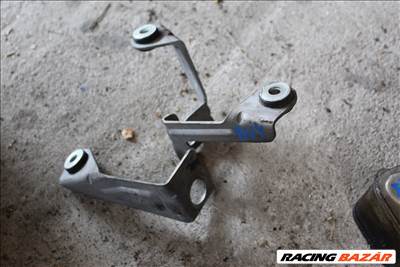 Audi A3 2.0FSI BVY 03-08 váltóbowden tartó konzol 1K0711789F