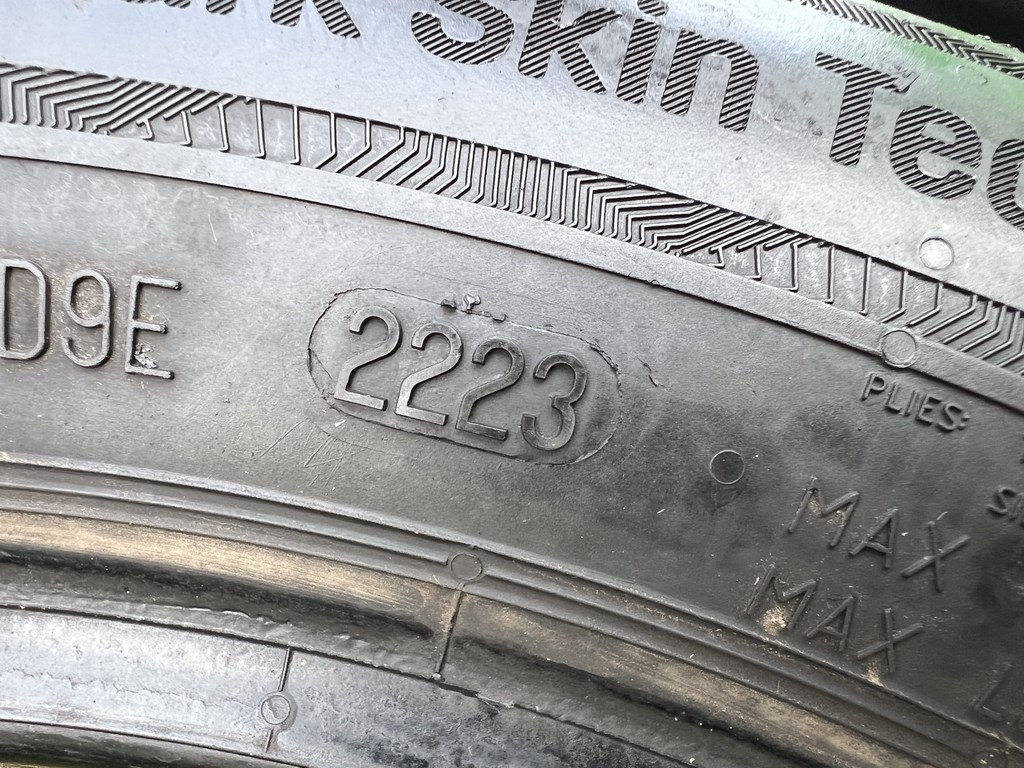 195/55 R16 Uniroyal AllSeanson Expert 2 négyévszakos gumi 6,5mm 6. kép