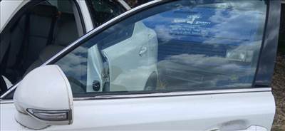 Lexus IS 220d bal első ablak üveg 