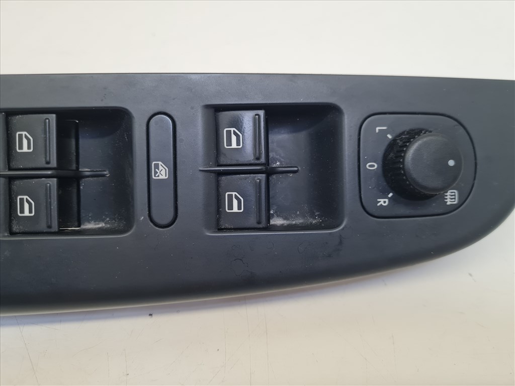 Volkswagen Golf VI bal első ajtóbehúzó (22425, 22426, 22427) 1k4868049c 1k0959565k 2. kép