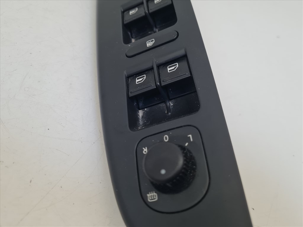 Volkswagen Golf VI bal első ajtóbehúzó (22425, 22426, 22427) 1k4868049c 1k0959565k 3. kép