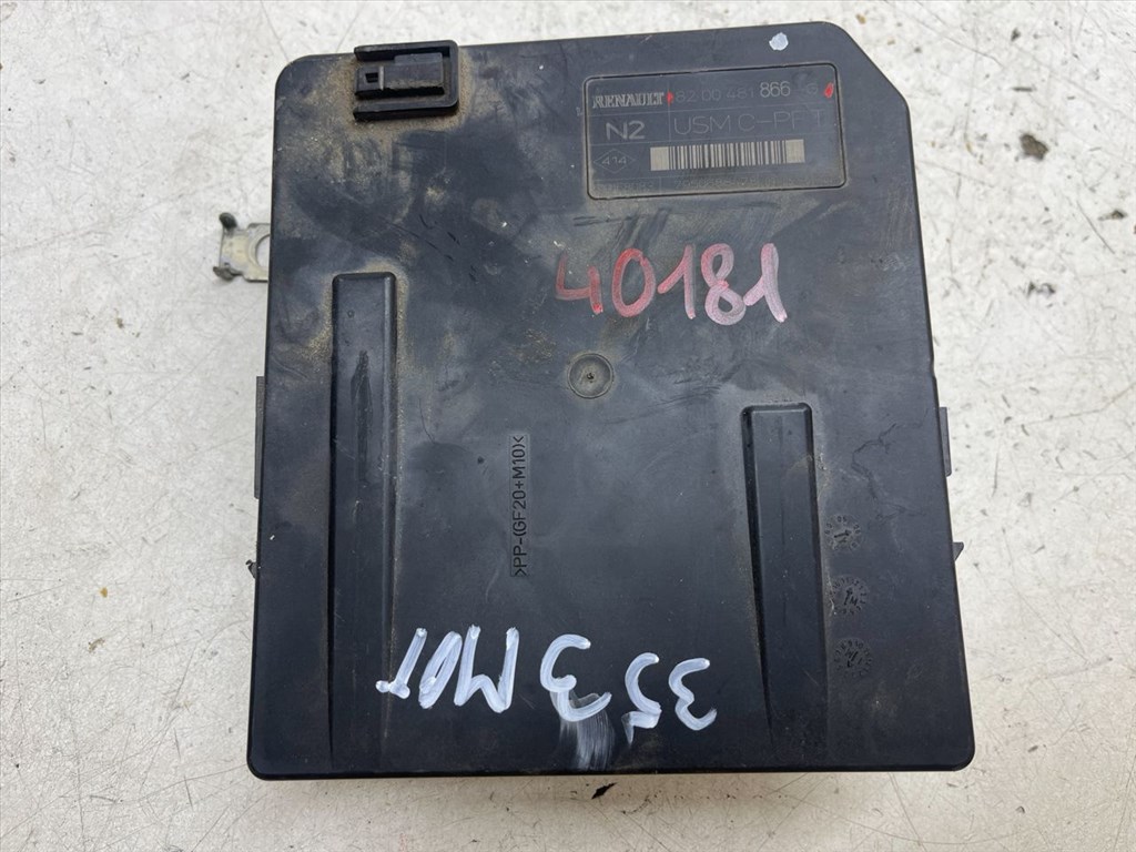 RENAULT SCÉNIC II (JM0/1_) 1.9 dCi (JM15) Biztosítéktábla Motortér #40181# 8200481866G  1. kép
