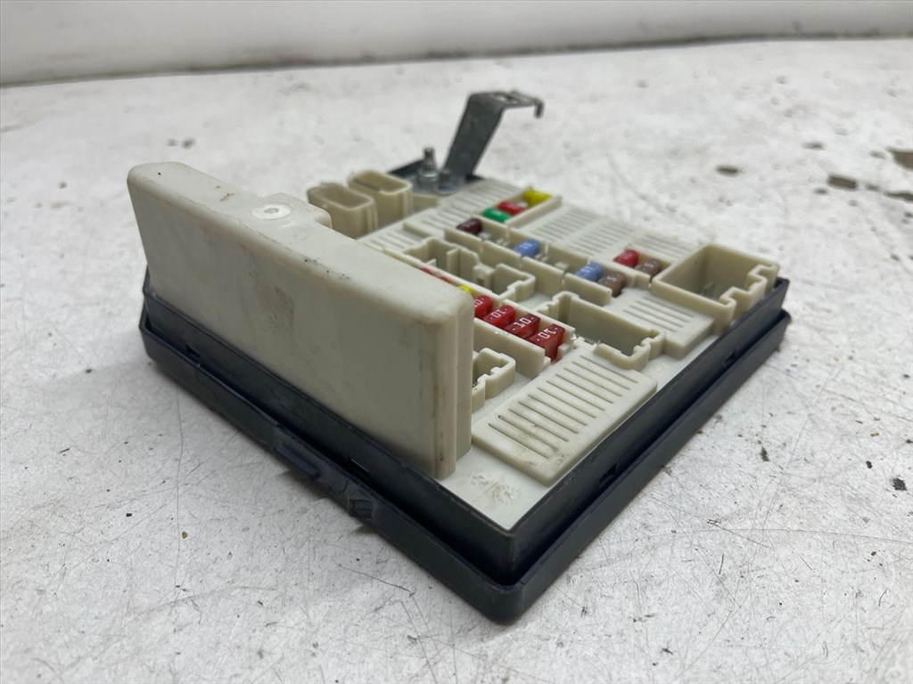 RENAULT SCÉNIC II (JM0/1_) 1.9 dCi (JM15) Biztosítéktábla Motortér #40181# 8200481866G  4. kép