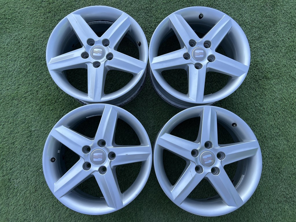 5x112 16" Seat gyári alufelni 6,5Jx16h2 ET50 1. kép