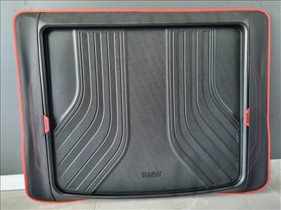 BMW csomagtértálca 100x82cm