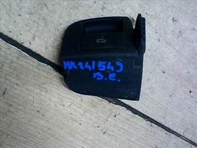 AUDI A6 2004.05 - 2008.09 Csomagtérajtó nyitó kapcsoló