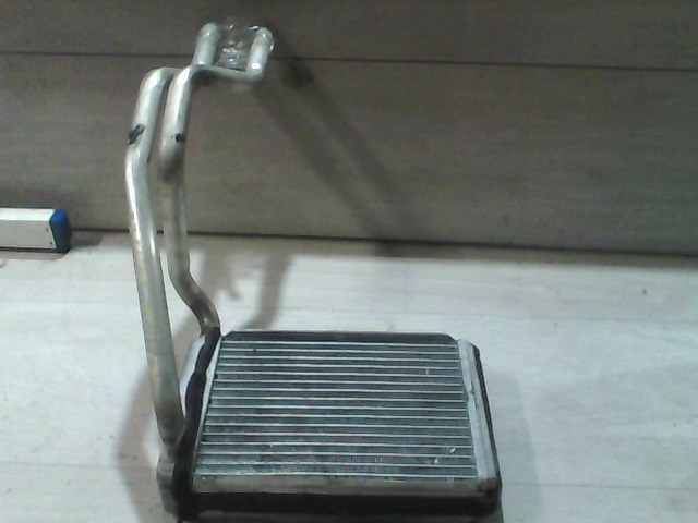 FORD FUSION 05.10.01- Fűtőradiátor 1. kép