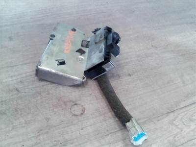 FORD MONDEO 01-07 Csomagtér ajtózár