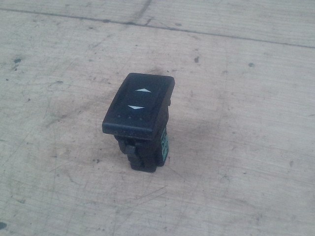 FORD MONDEO 01-07 Jobb első ablakemelő kapcsoló 1. kép
