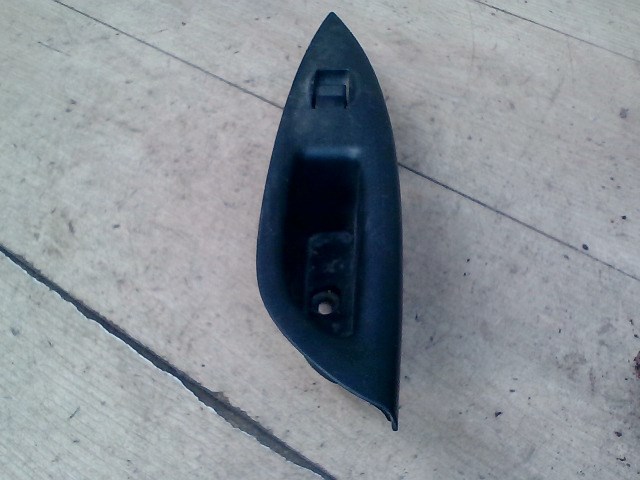 MAZDA 6 02-05 Bal hátsó ablakemelő kapcsoló 1. kép