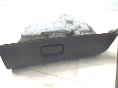 MERCEDES VANEO 01.09-05.09 Kesztyűtartó