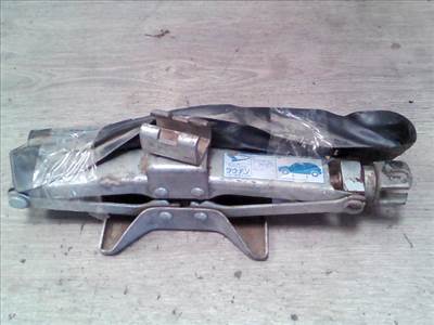 NISSAN PRIMERA 98-01 Autóemelő