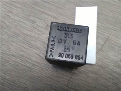 OPEL ASTRA F 94-02 Relé