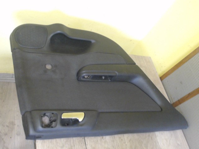 OPEL ASTRA G 97-04 Bal hátsó ajtó kárpit 1. kép