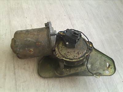SUZUKI SWIFT 96-05 Ablaktörlő motor első