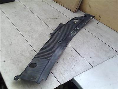 SUZUKI SWIFT 96-05 Levélrács