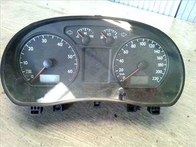 VOLKSWAGEN POLO V. 02-05 Kilóméteróra