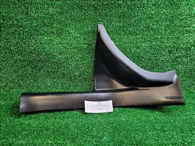 SUZUKI S-CROSS Bal hátsó Belső Küszöb Burkolat 7618161M0 7618161m0l