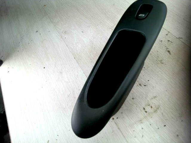 ALFA ROMEO ROMEO 156 97-03 Jobb első ablakemelő kapcsoló 1. kép