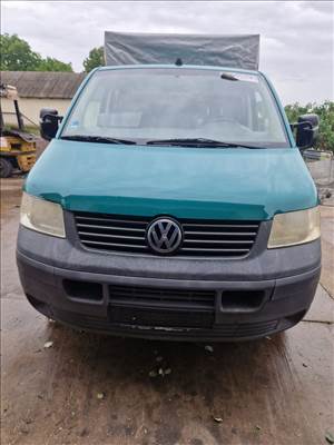 Volkswagen Transporter T5  Doka 2.5 pdtdi bontott alkatrészei