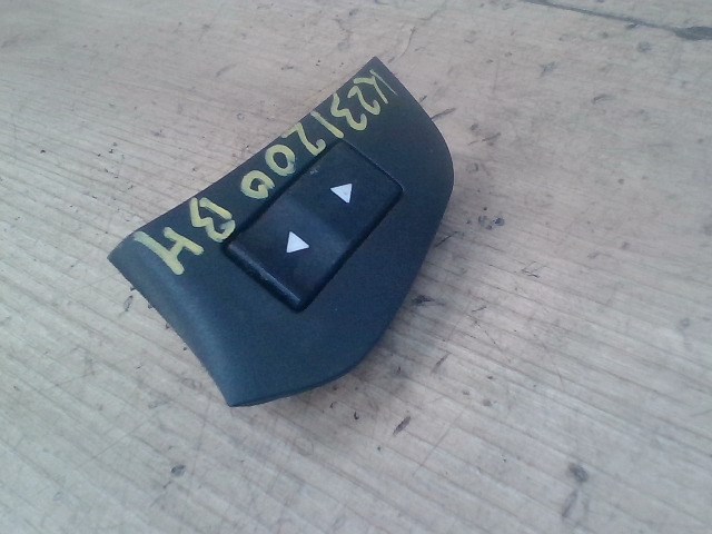 FIAT STILO 01.09-06.12 Bal hátsó ablakemelő kapcsoló 1. kép