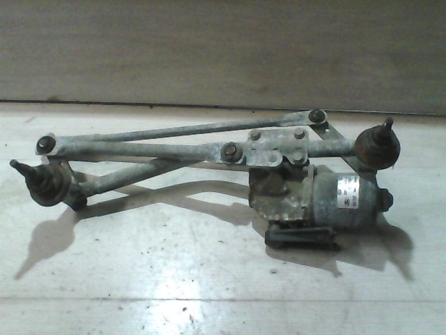 FORD FUSION 05.10.01- Ablaktörlő mechanika motorral első 1. kép