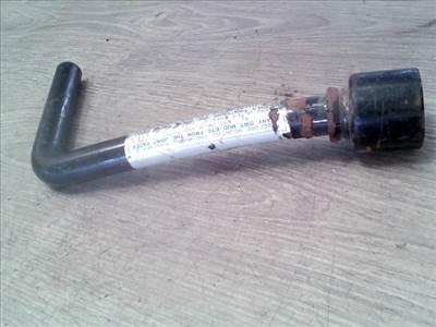 MAZDA E2200 KERÉK KULCS