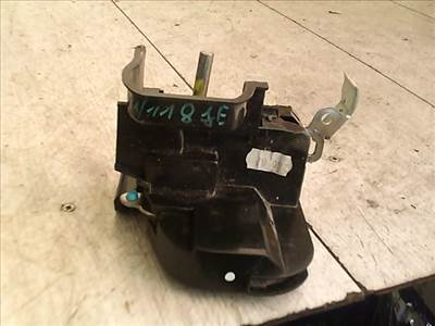 NISSAN Pickup 1997.01-2000 Jobb első ajtó zárszerkezet mechanikus