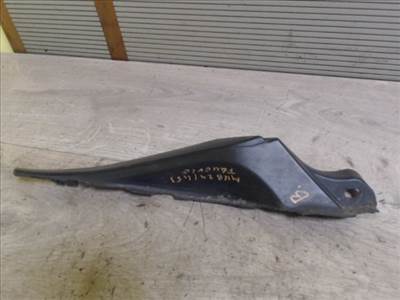 RENAULT Fluence 2013.01.01- Szélvédő alatti vízelvezető műanyag bal