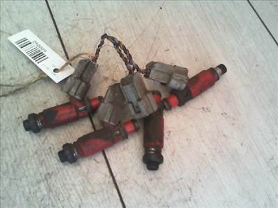 SUZUKI CARRY 99-05 Injektor befecskendező hengerenkénti