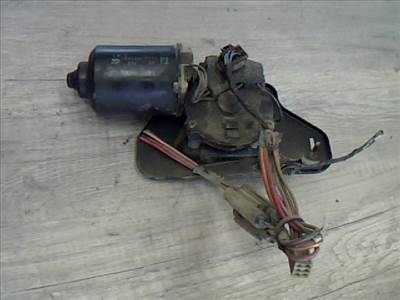 SUZUKI SWIFT 89-96 Ablaktörlő motor első