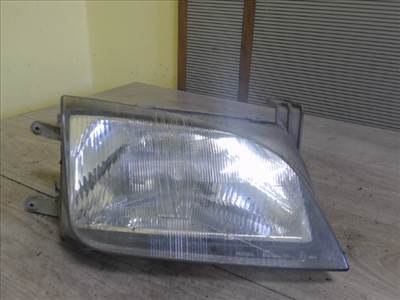 SUZUKI SWIFT 96-05 Jobb első fényszóró
