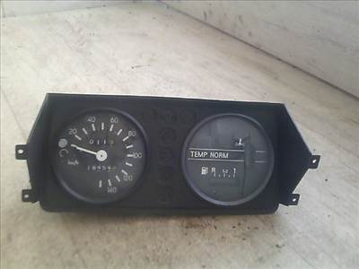 TRABANT 1,1 Kilométeróra